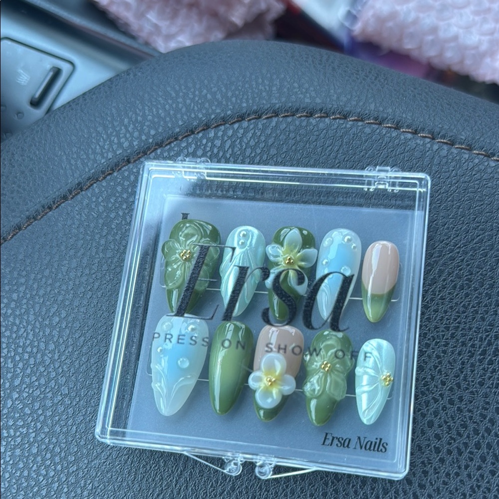 Green and Cream Press-On Nails